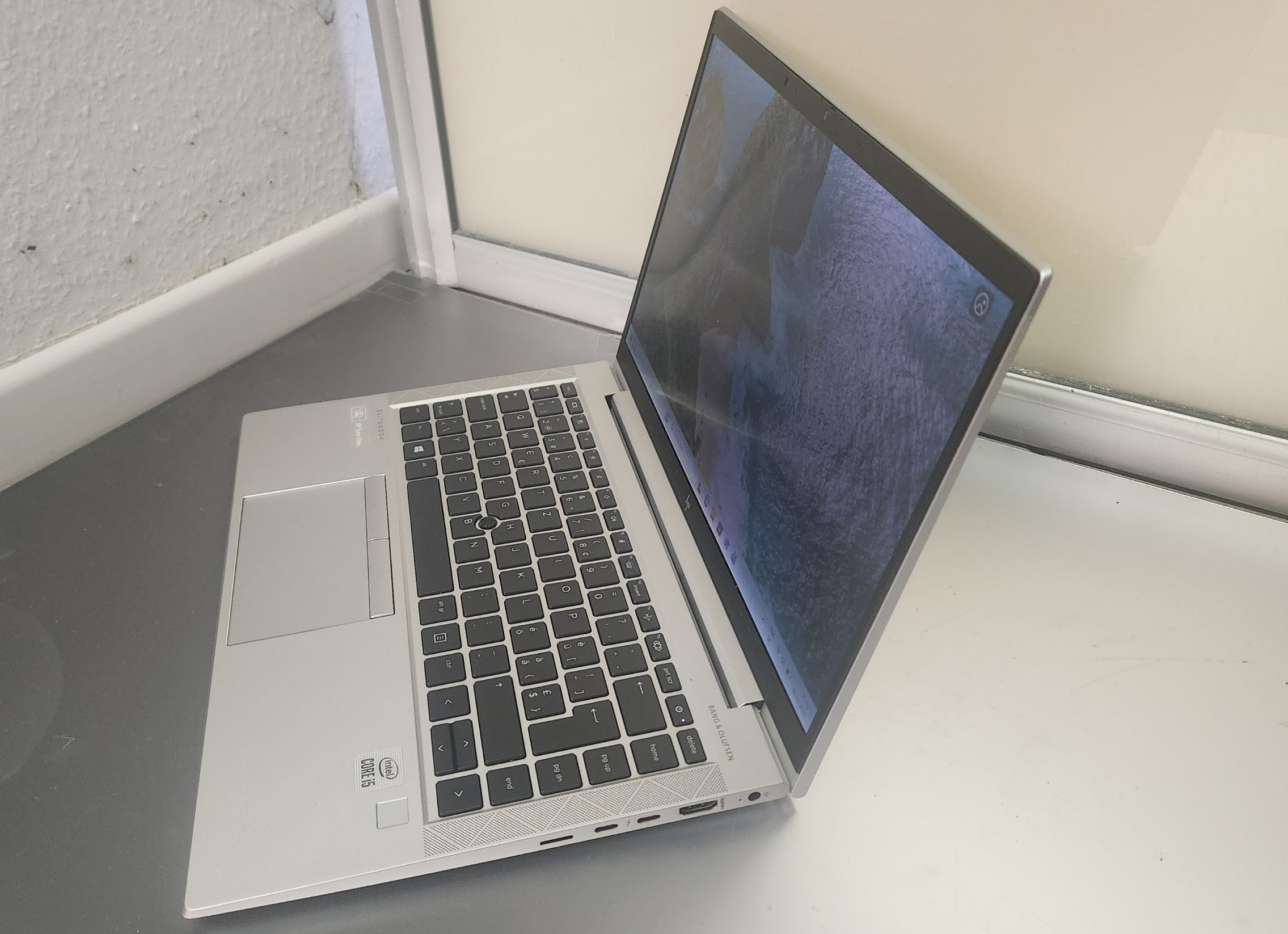 HP Elitebook 840 G7 Notebook PC 14" Processeur Intel Core i5 10th Gen